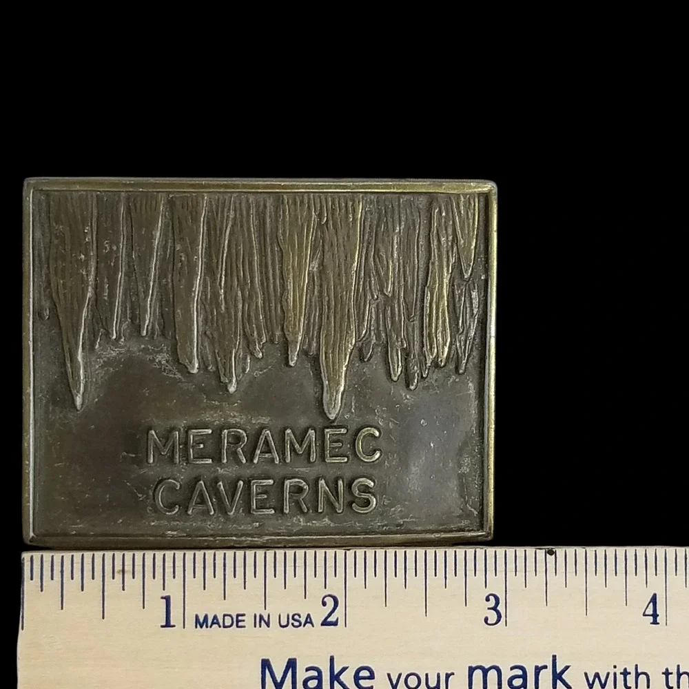Vintage Meramec Caverns Souvenir‎ Belt Buckle Gold Tone Speleothem